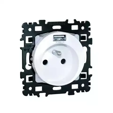 SQUARE Prise de courant 2P+T + USB Type A Blanche - Eur Ohm - 60256