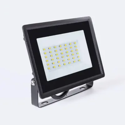 Projecteur LED NOIR 30W 120lm/W 5000K IP65