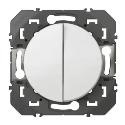 Transformeur pour réaliser 5 fonctions va-et-vient et poussoir dooxie finition blanc- 600031