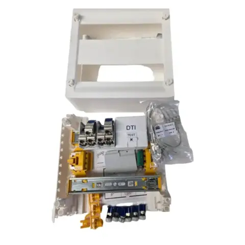 Tableau de communication basique 6RJ45 - Grade 2TV + DTI + Cordon RJ